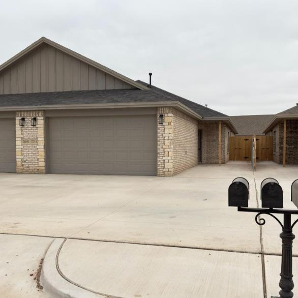 1225 Preston Trail Property Photo 2