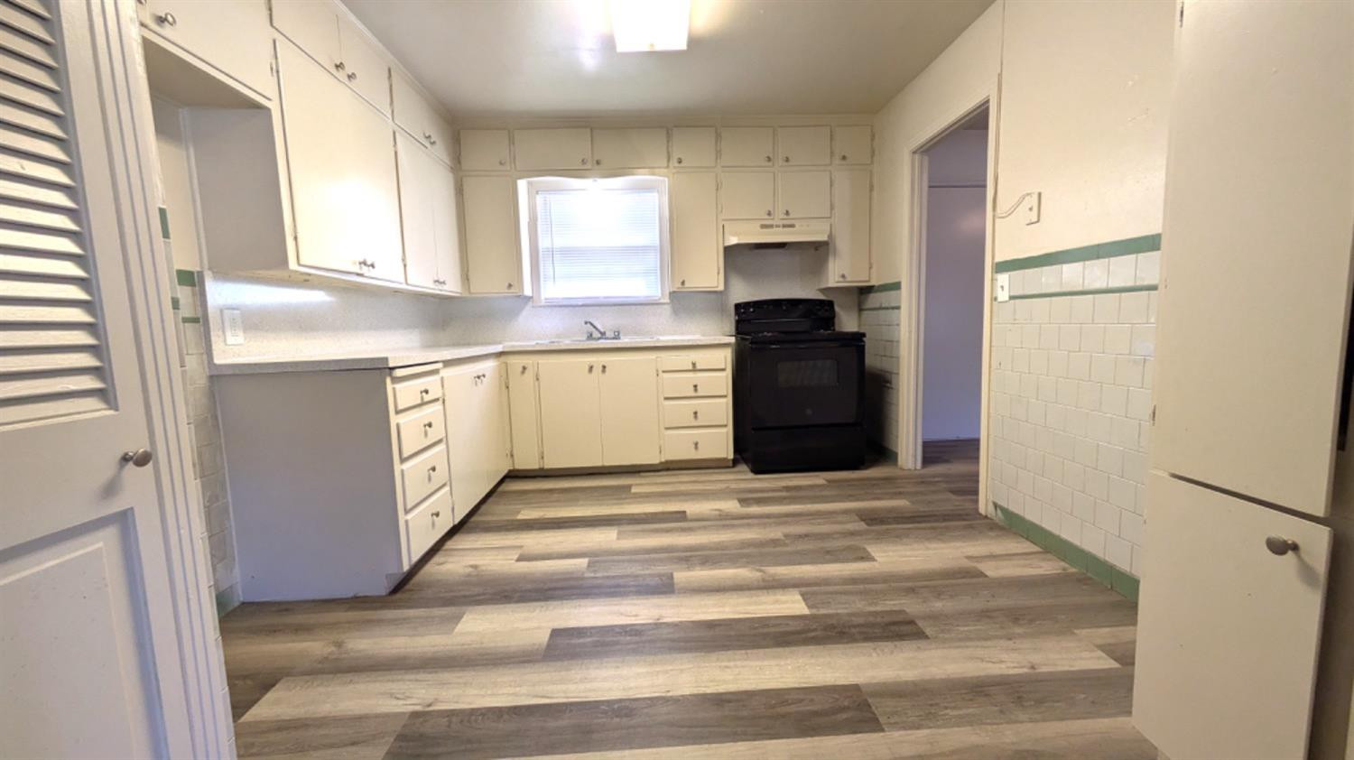 4301 31st Street Property Photo 5