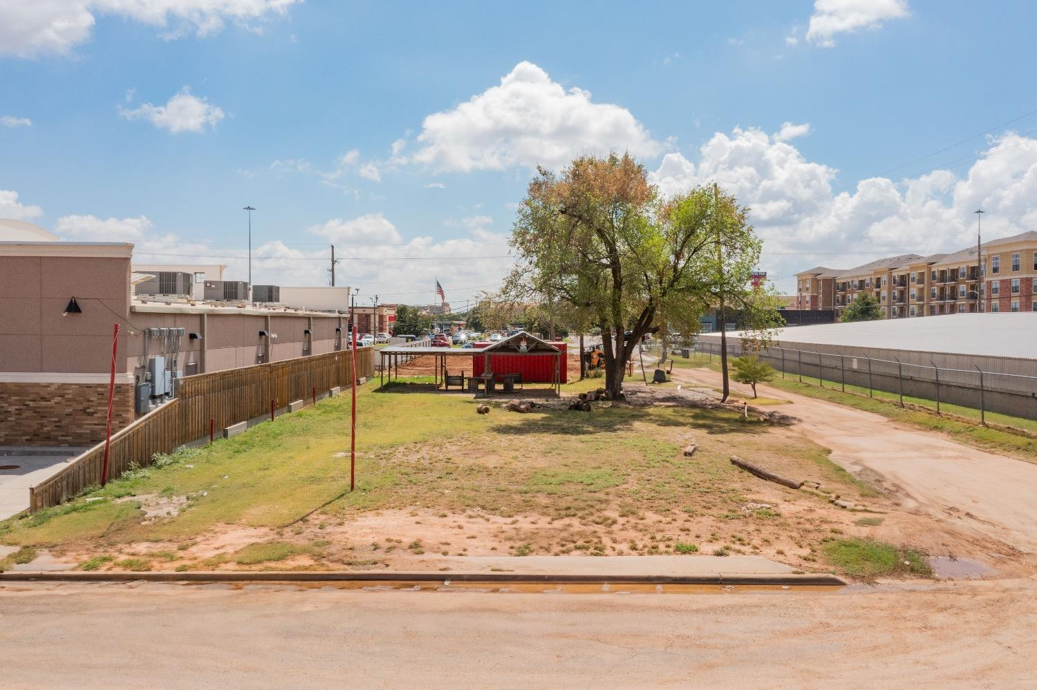 2509 2nd Place Property Photo 15