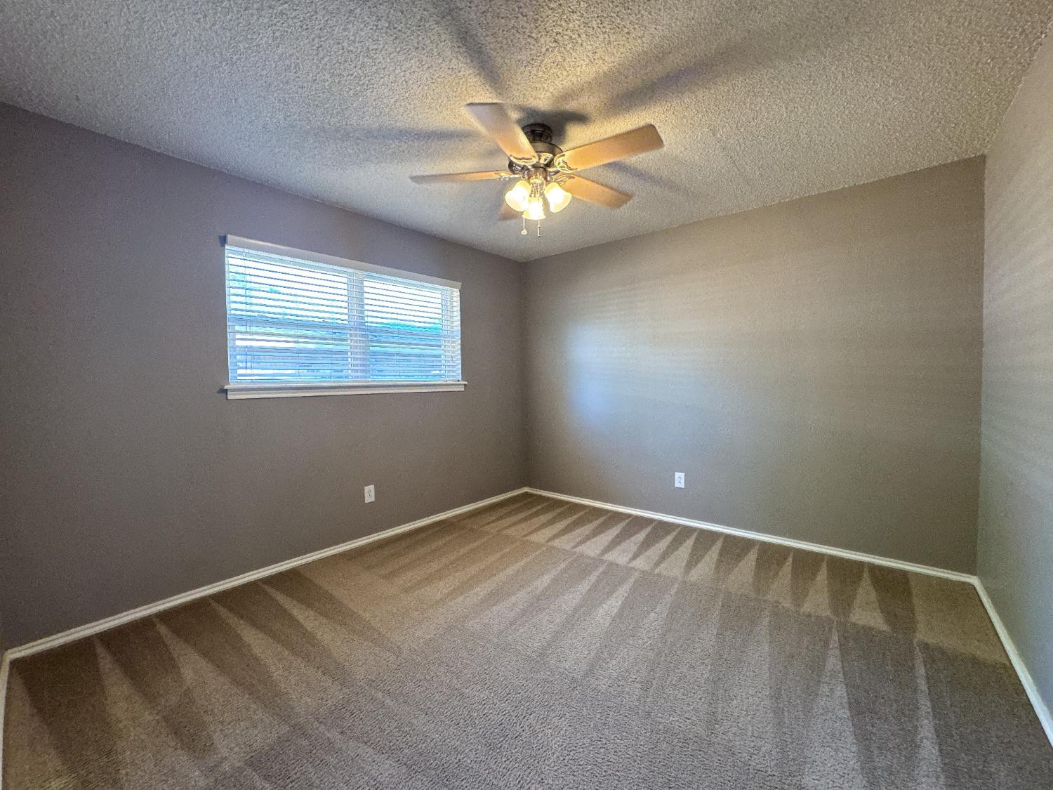 5523 76th Street Property Photo 34