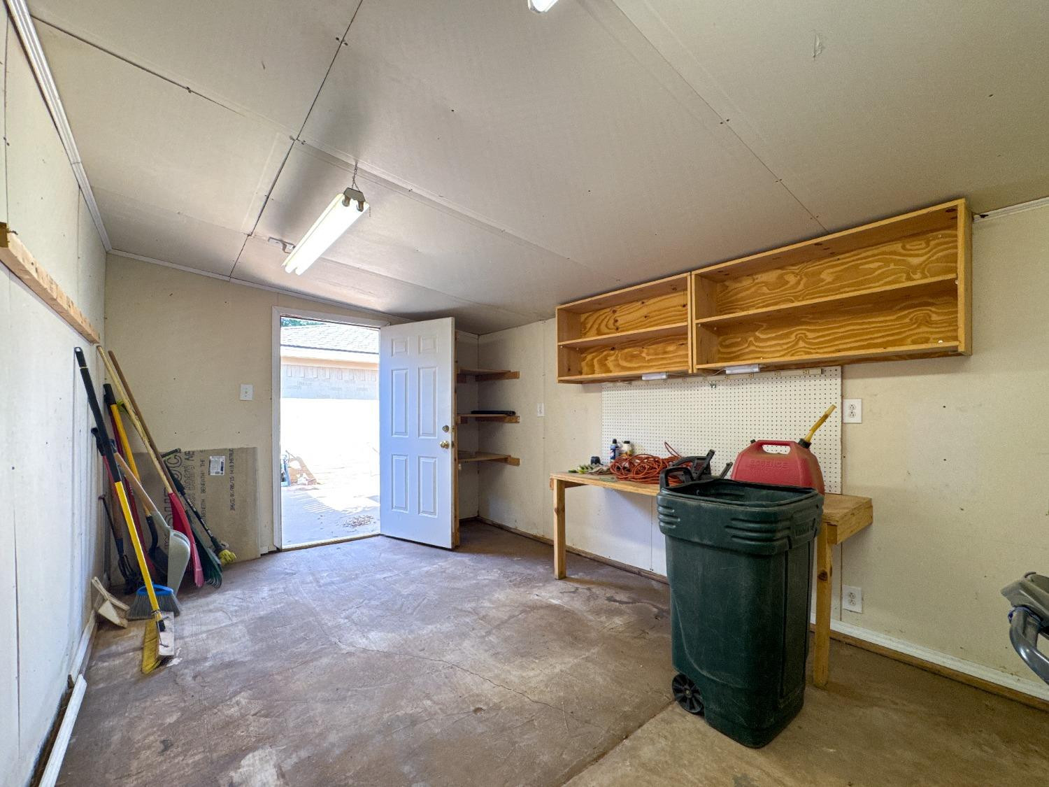 5523 76th Street Property Photo 42