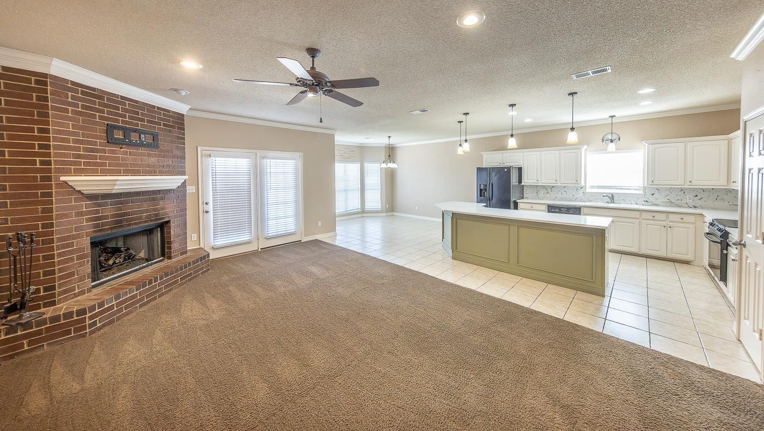 5012 100th Street Property Photo 2