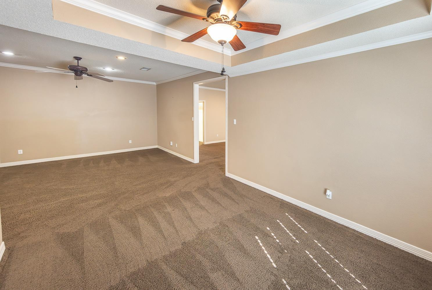 5012 100th Street Property Photo 7