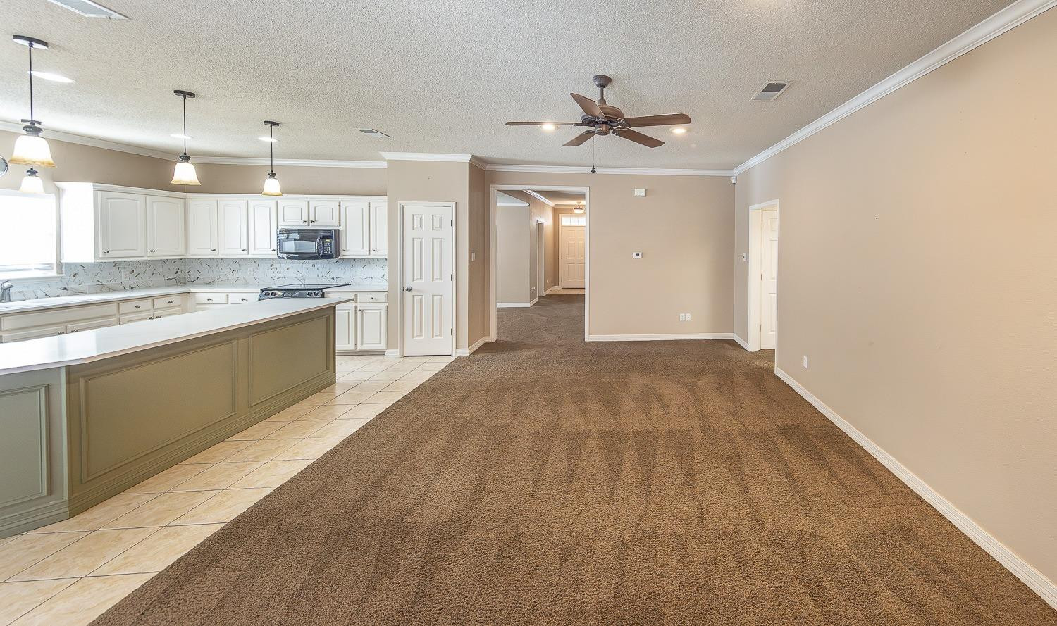 5012 100th Street Property Photo 8