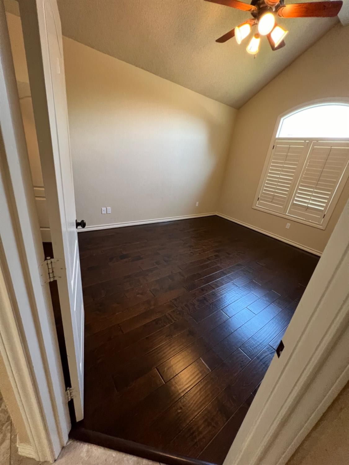 3912 S 100th Place Property Photo 25