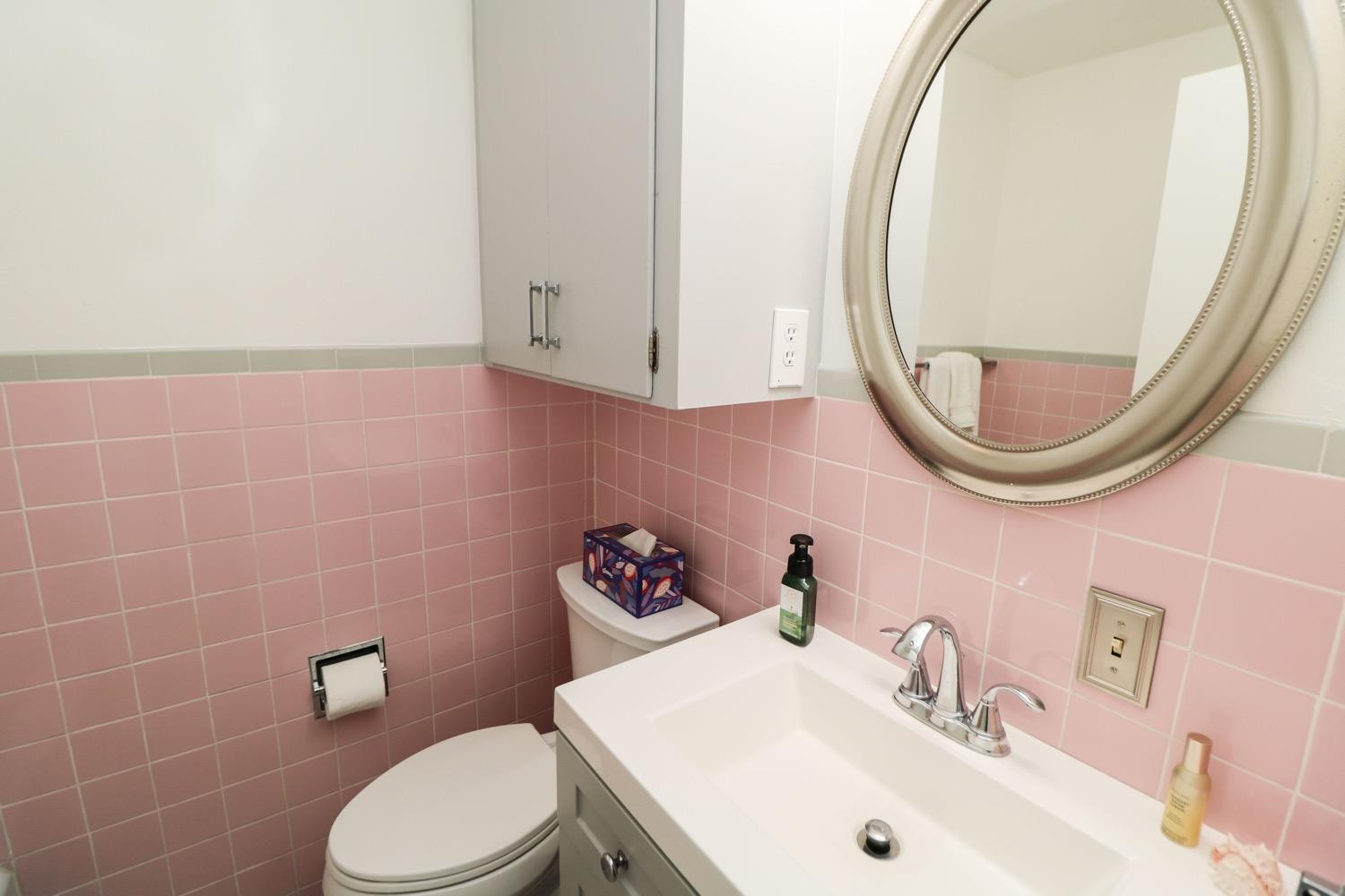 402 E 18th Street Property Photo 10