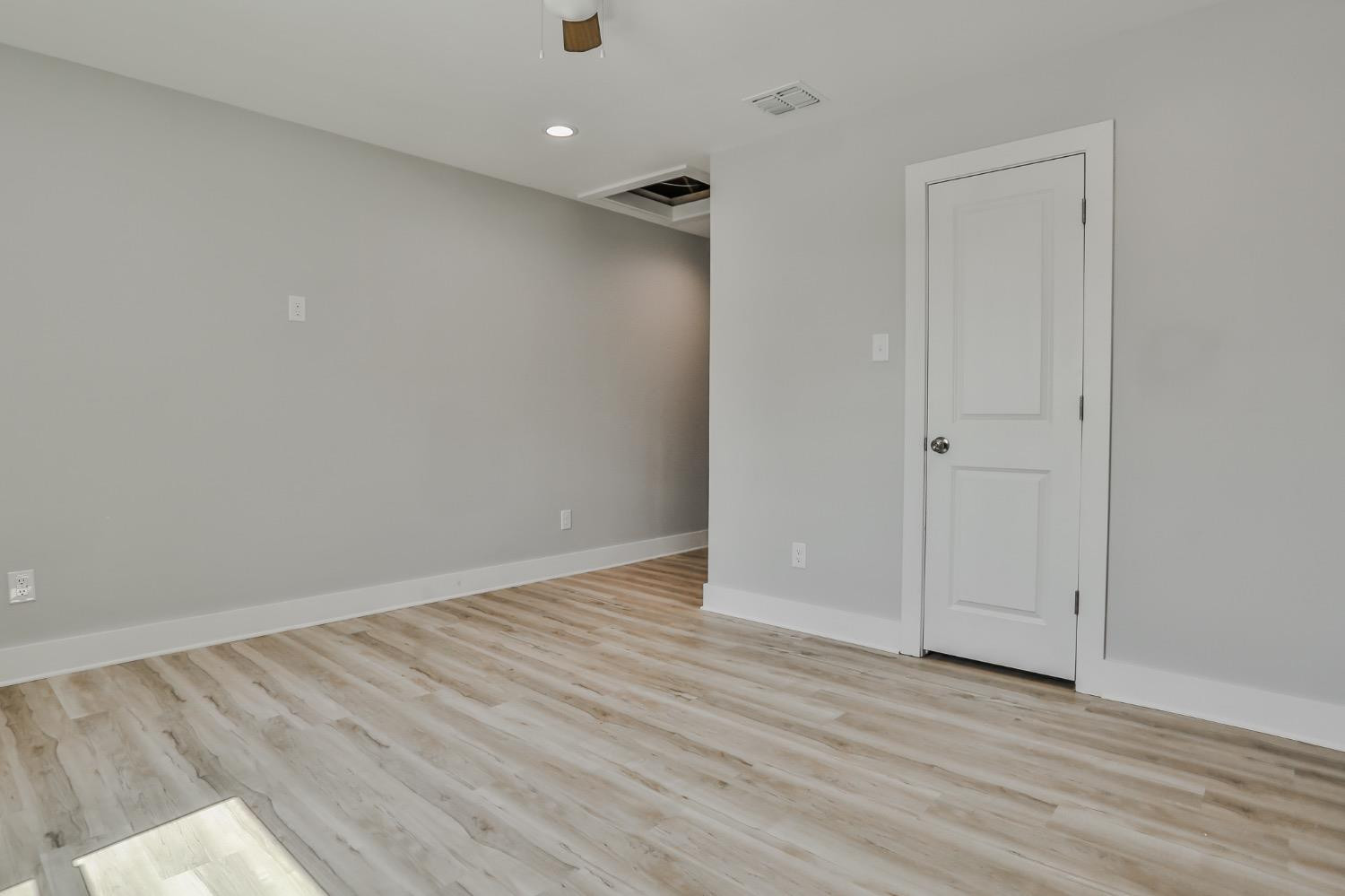 4610 33rd Street Property Photo 12