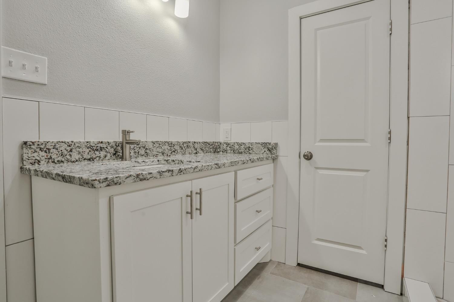 4610 33rd Street Property Photo 21