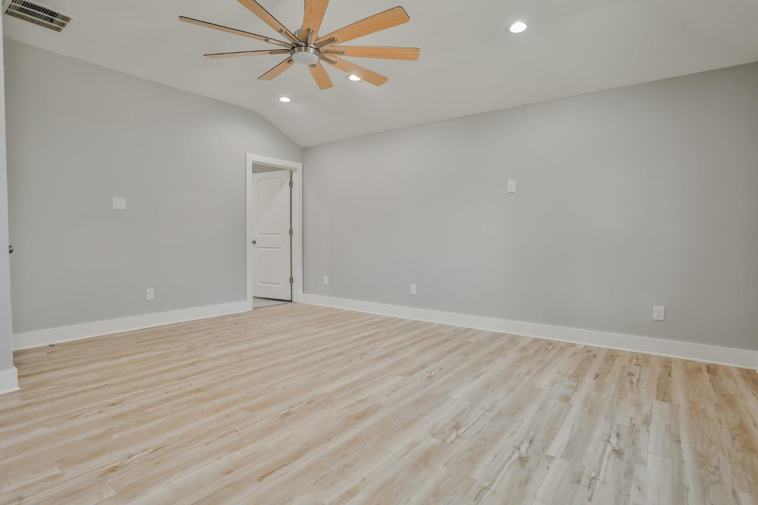 4610 33rd Street Property Photo 28