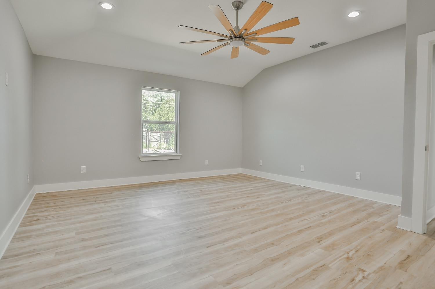 4610 33rd Street Property Photo 30