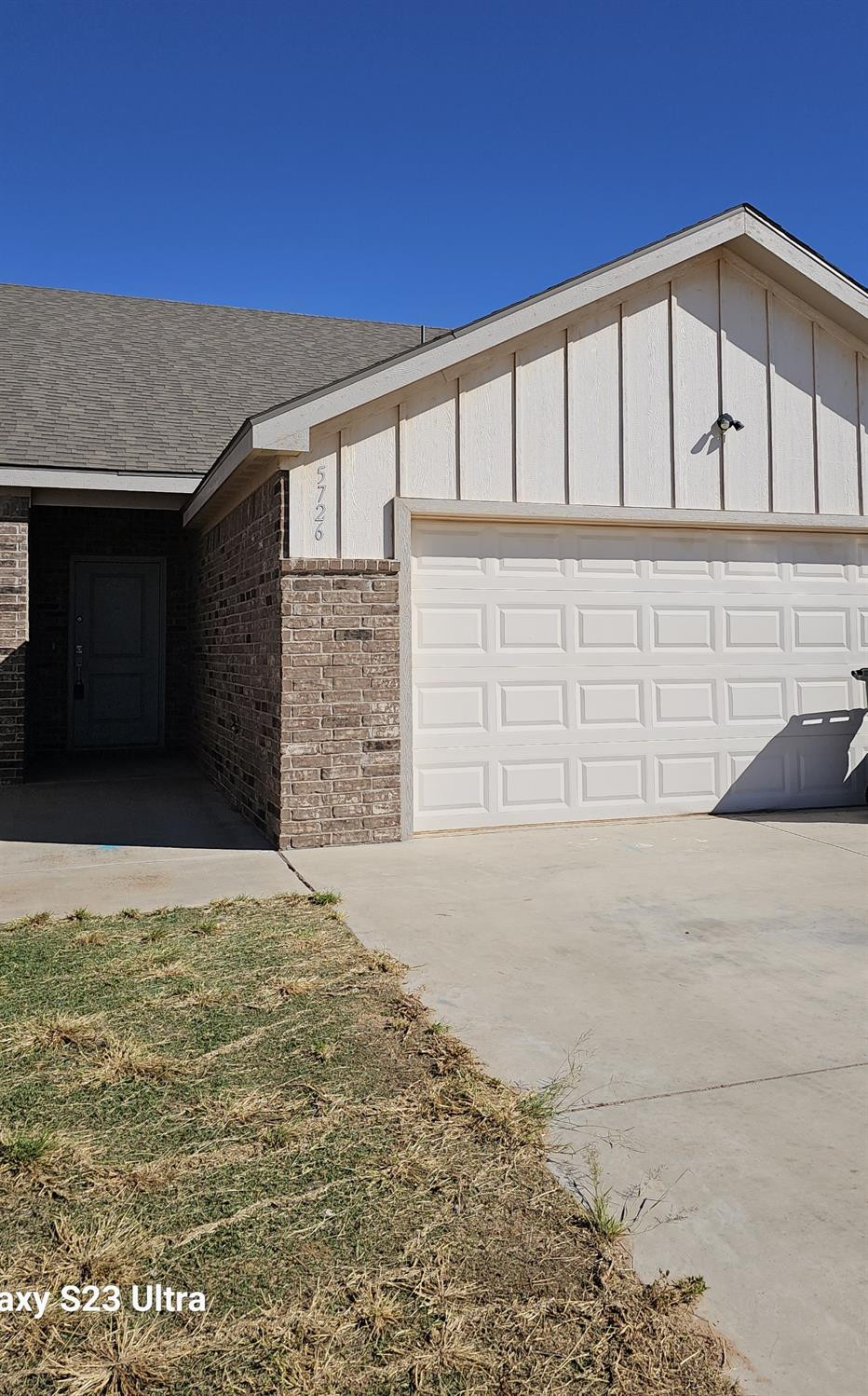 5726 Lehigh Property Photo 1