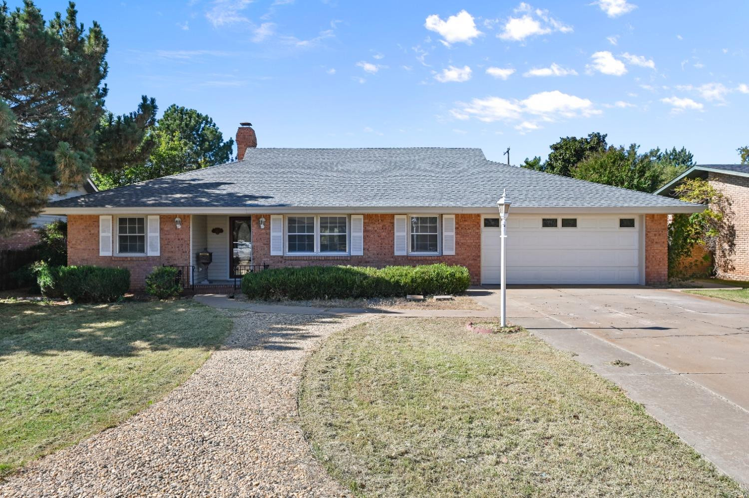1105 Floydada Street Property Photo 1