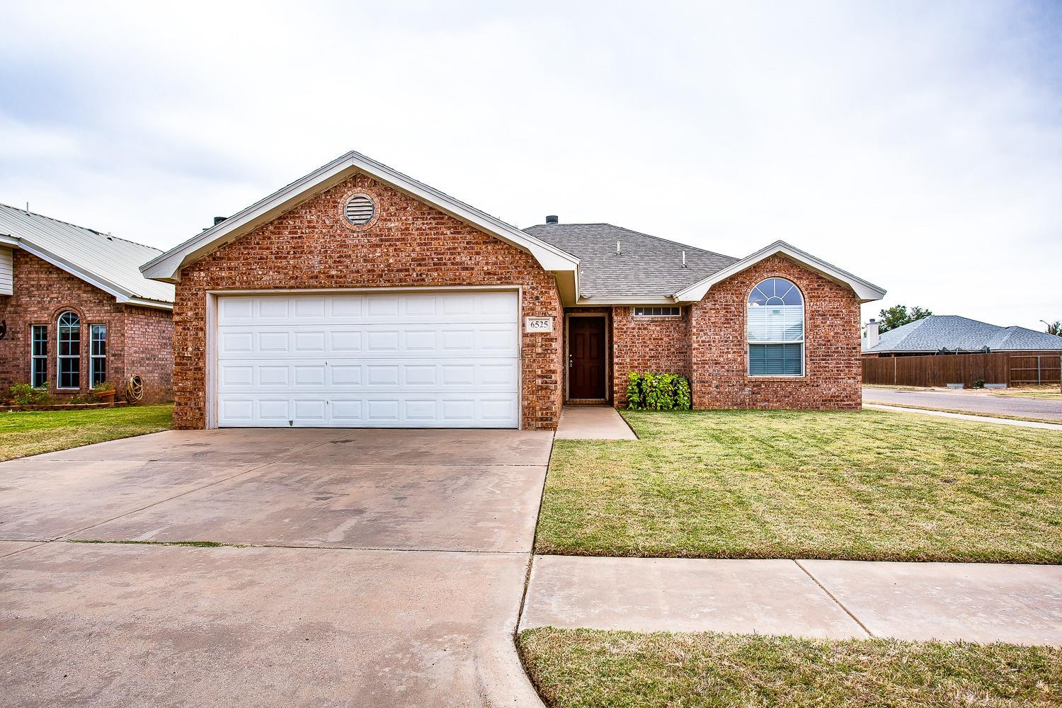 6525 89th Street Property Photo 1