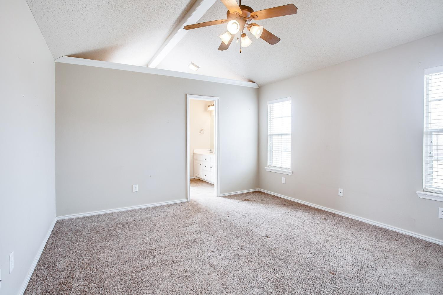 6525 89th Street Property Photo 11