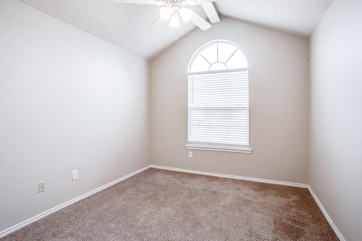 6525 89th Street Property Photo 14