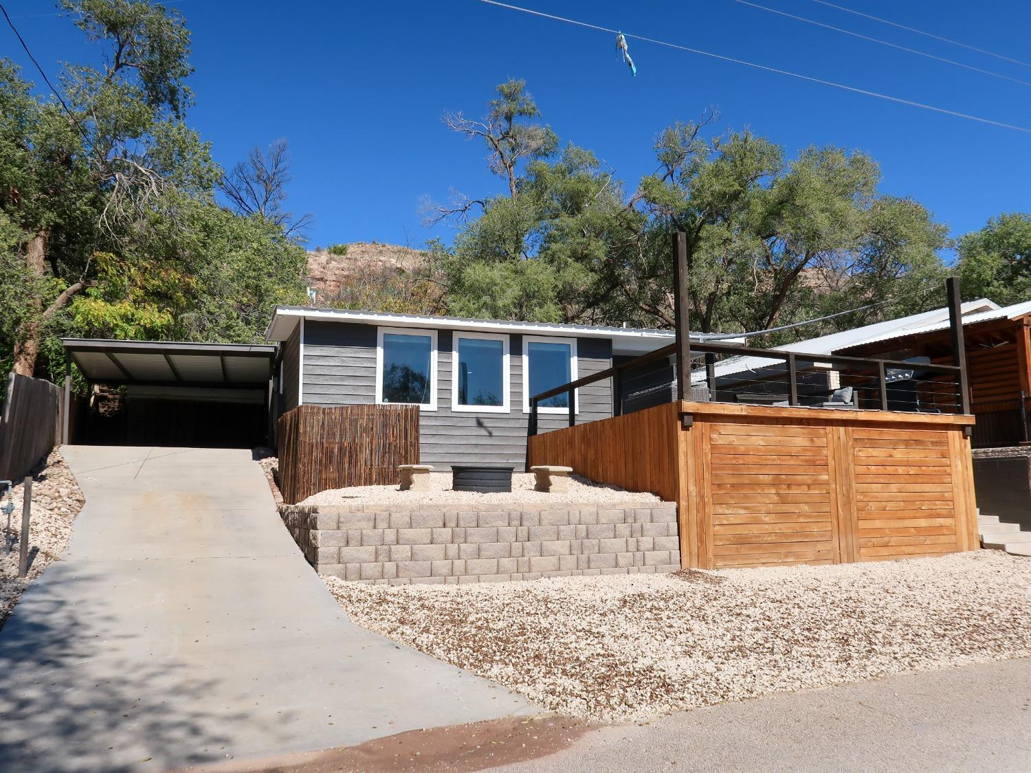 21 Comanche Drive Property Photo 1