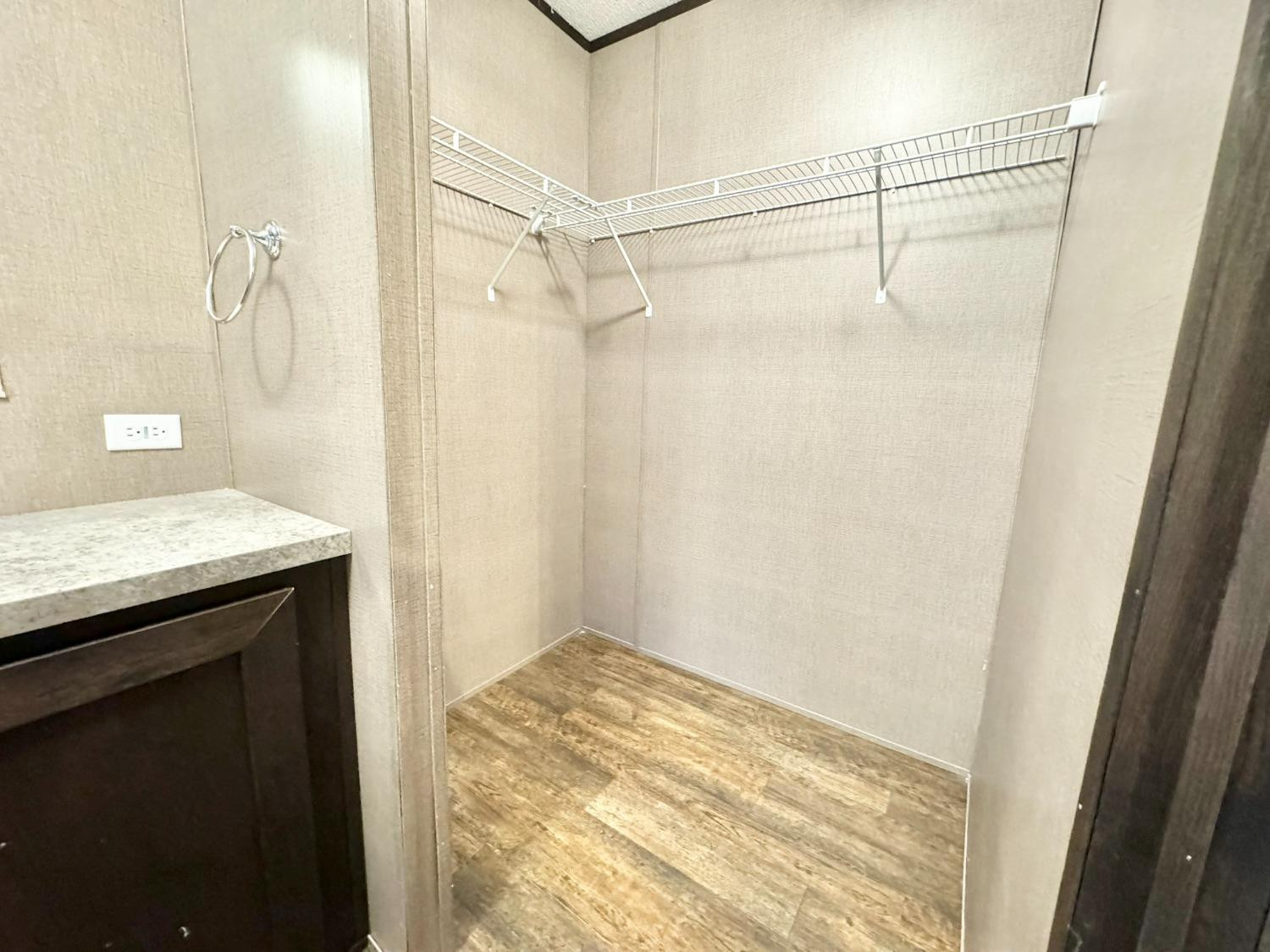 306 3rd Street Property Photo 14