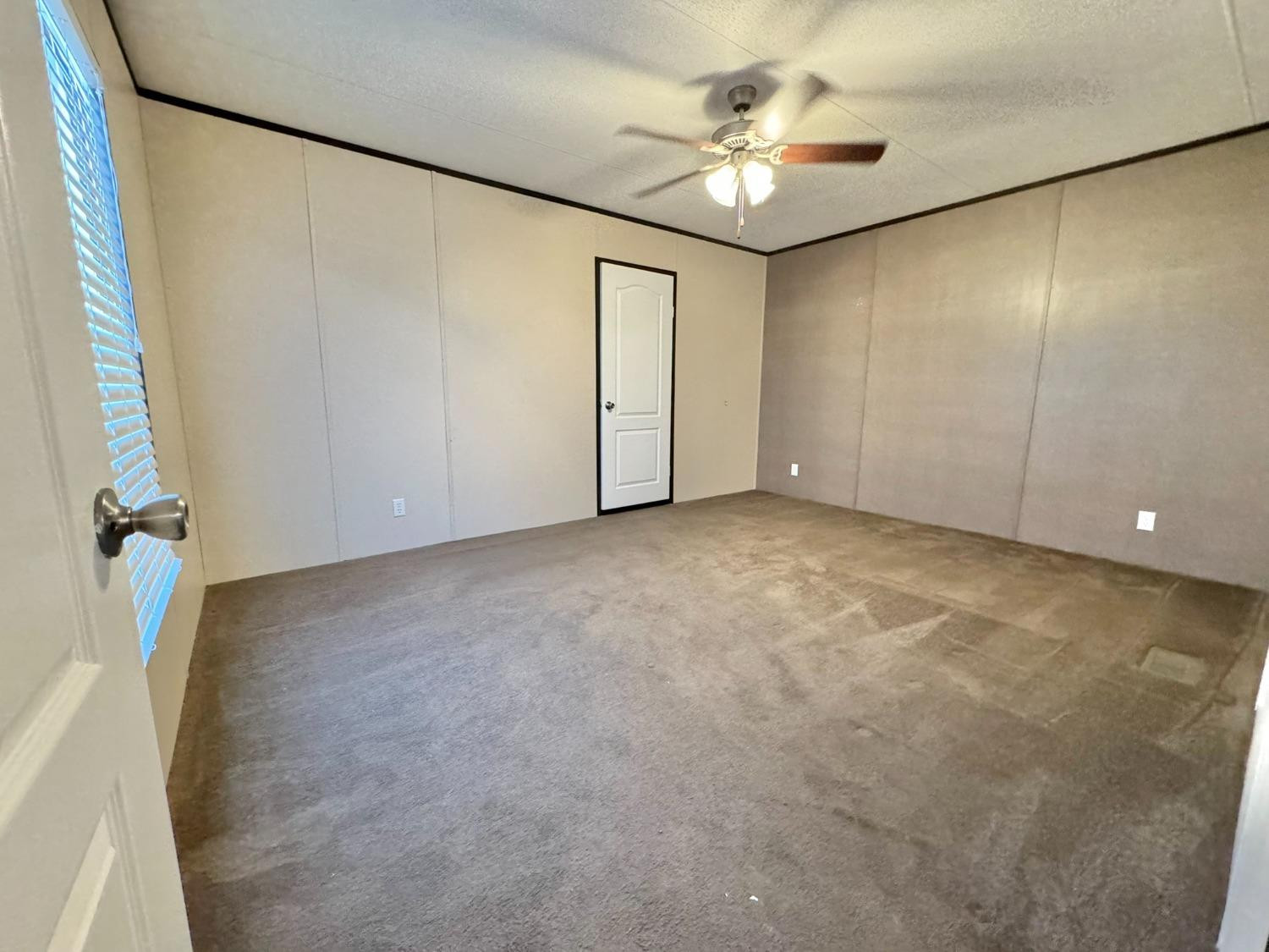 306 3rd Street Property Photo 16