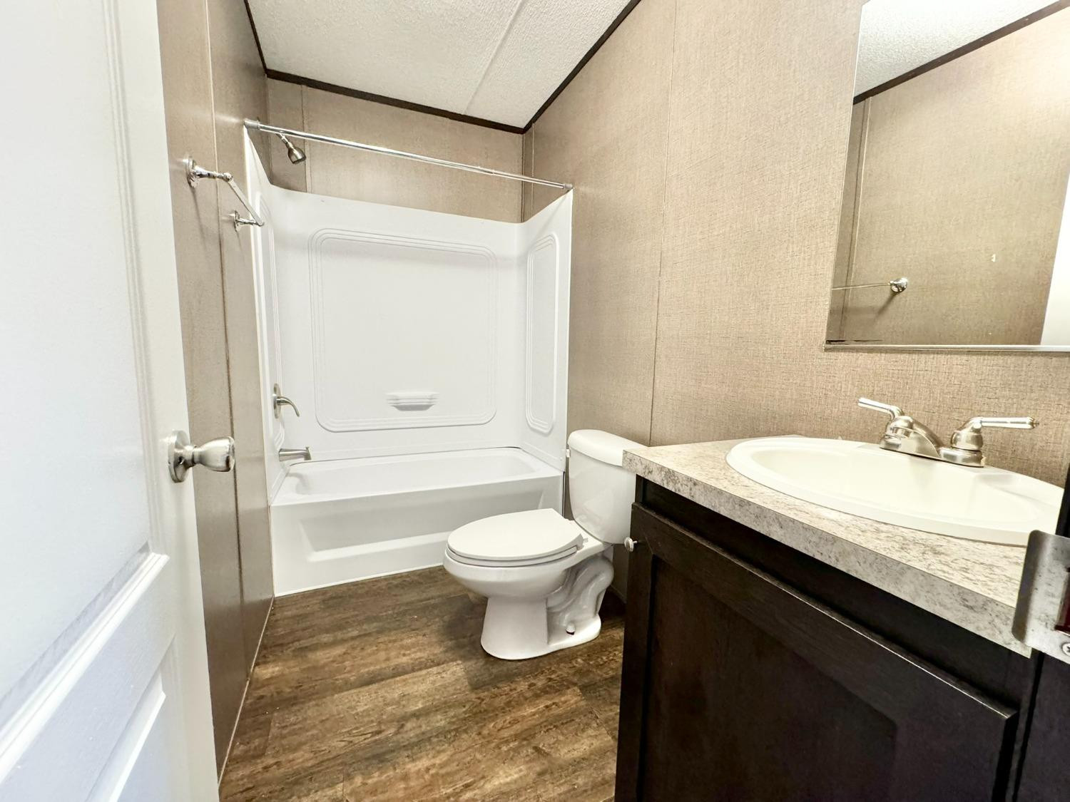 306 3rd Street Property Photo 17
