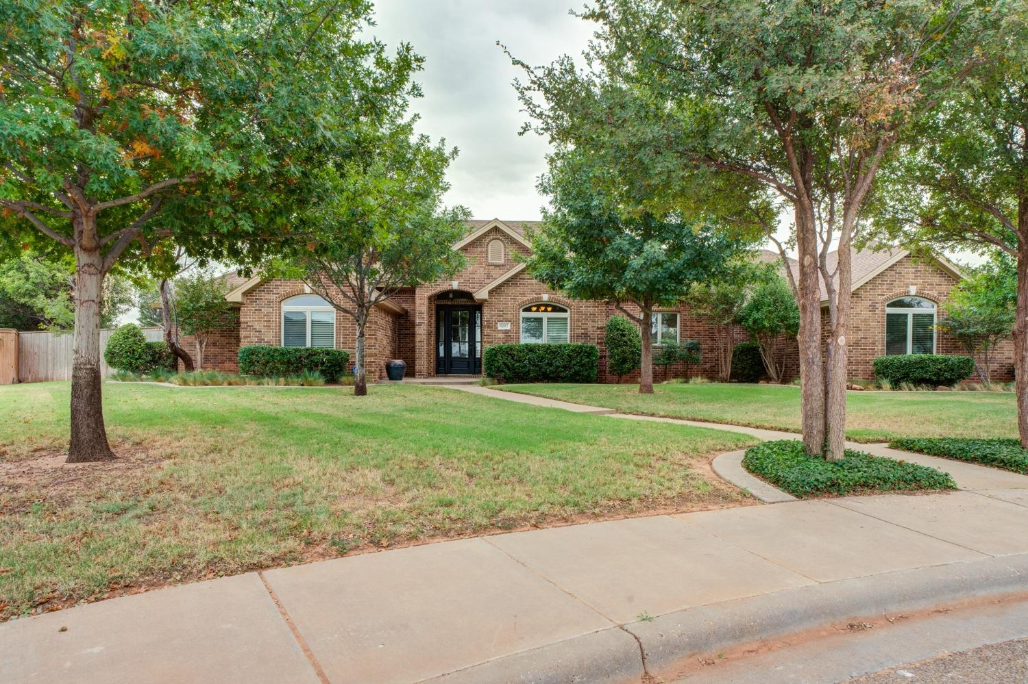 6207 113th Street Property Photo 1