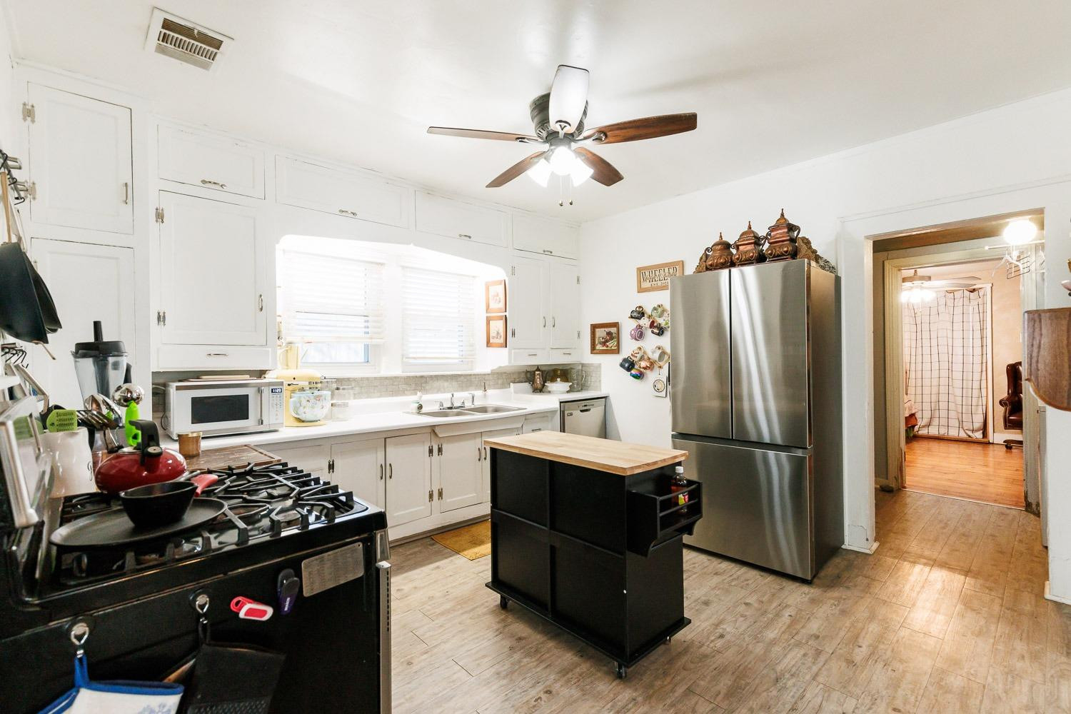 2116 35th Street Property Photo 14