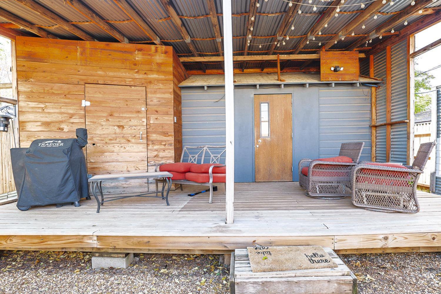 2116 35th Street Property Photo 32