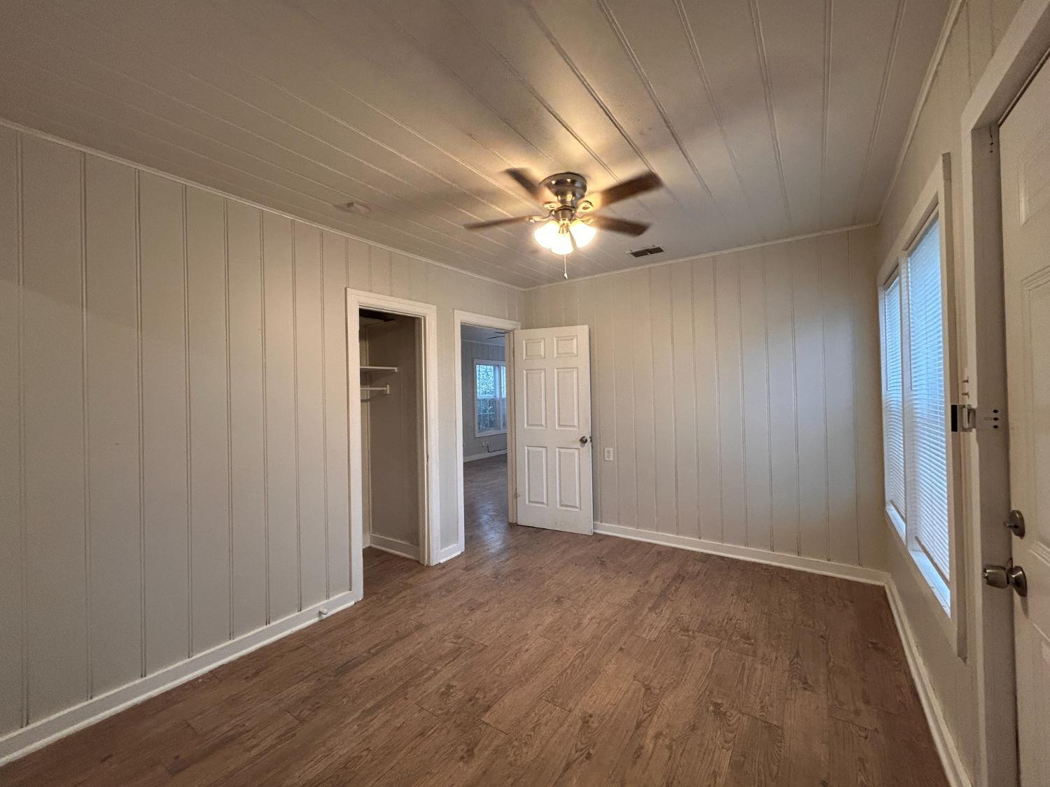 1925 26th Property Photo 7