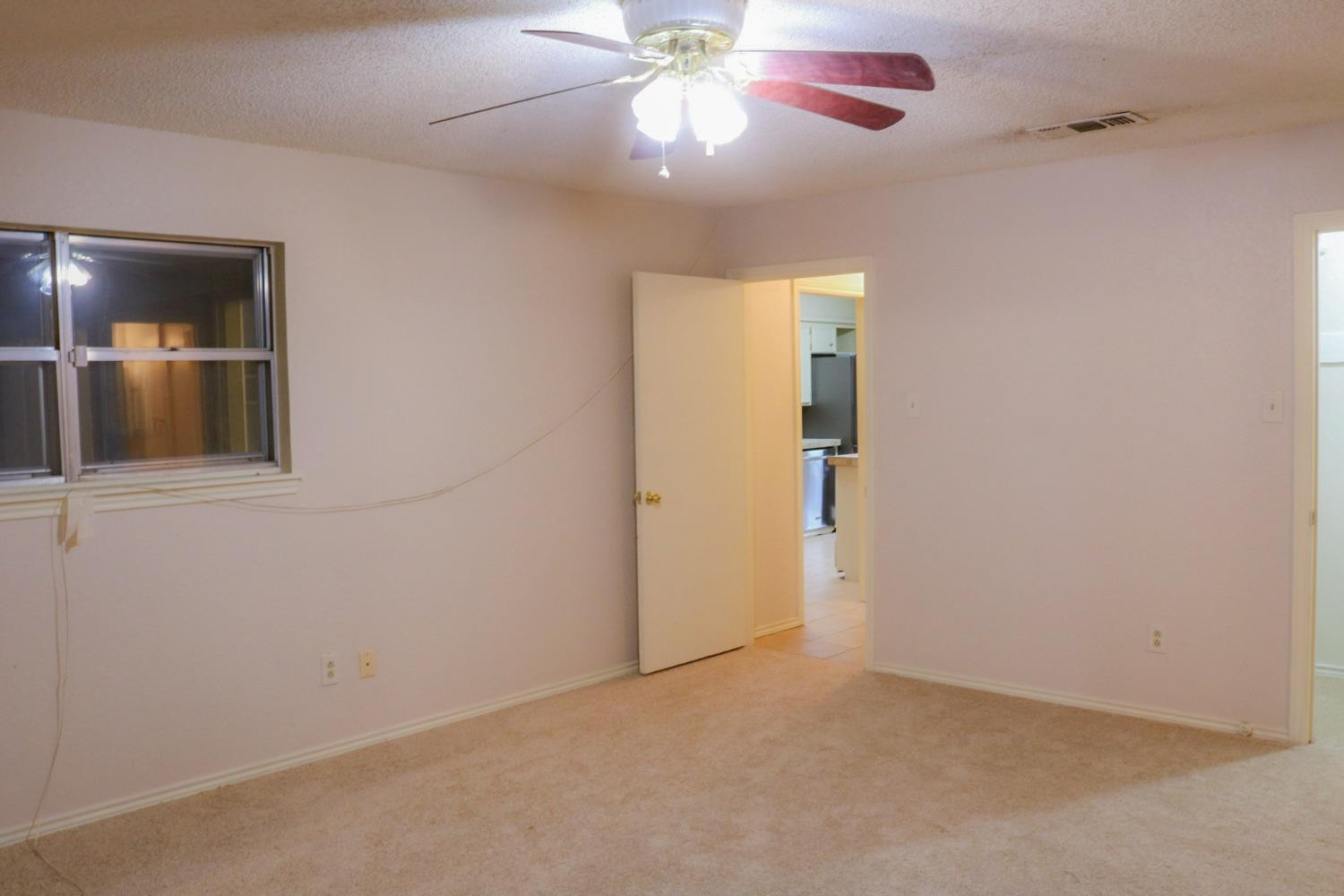 7902 Lynnhaven Avenue Property Photo 14