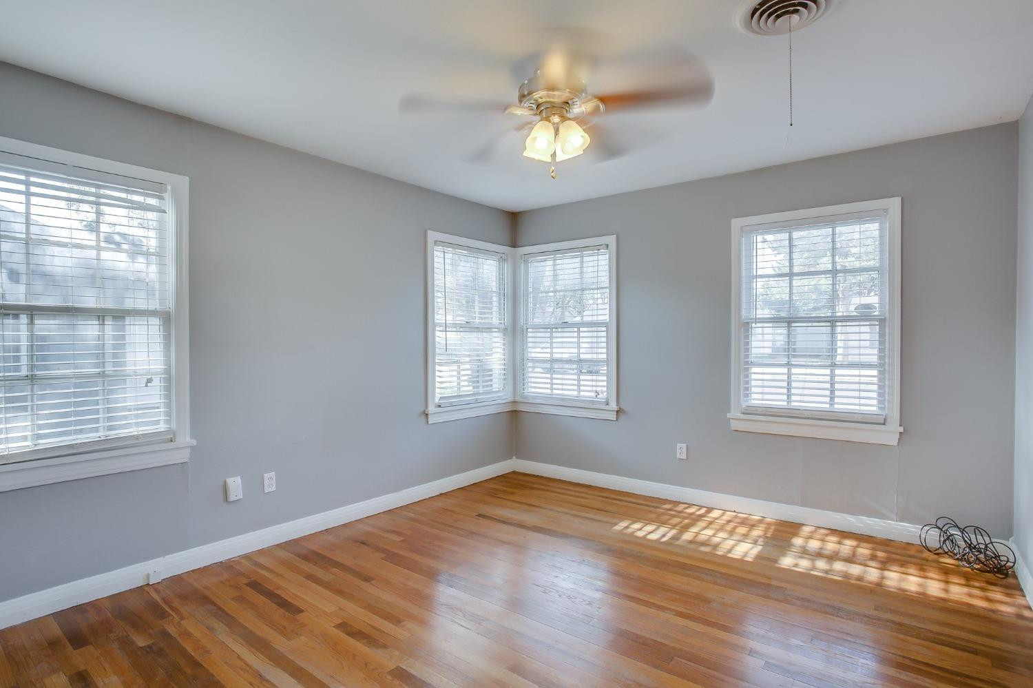 3306 29th Street Property Photo 11