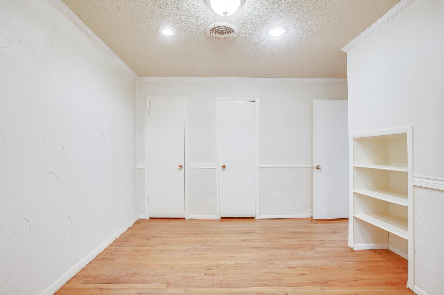 2612 32nd Street Property Photo 8