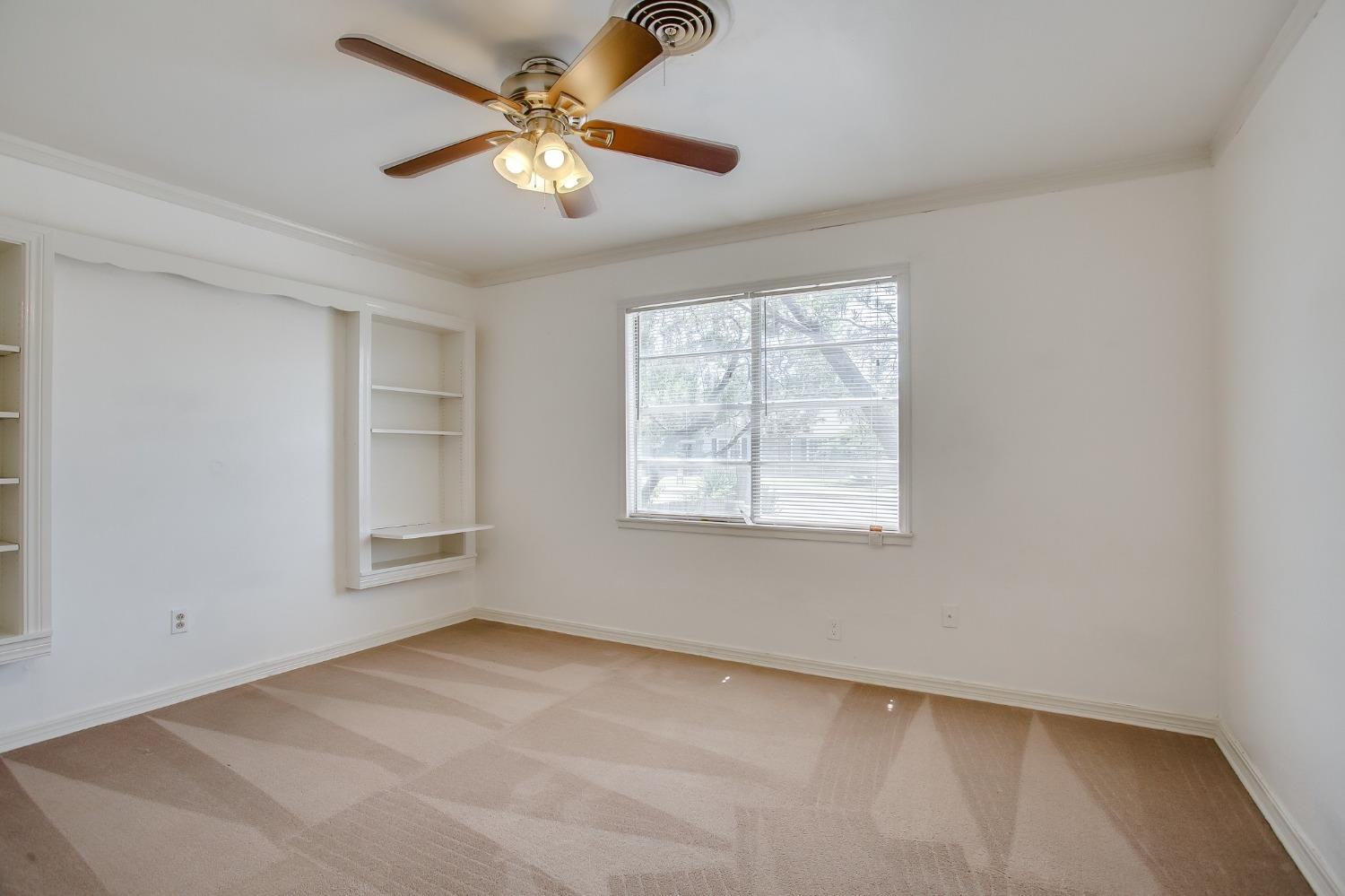 2612 32nd Street Property Photo 11