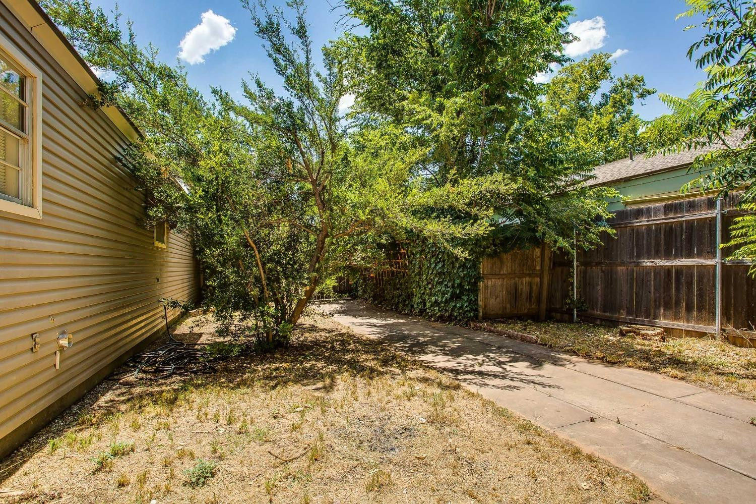 2612 32nd Street Property Photo 20