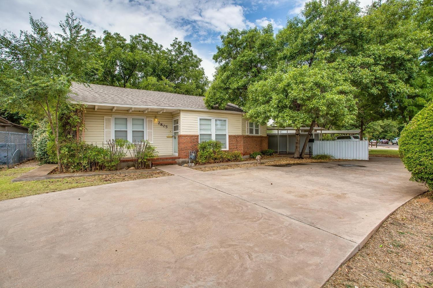 2805 27th Street Property Photo