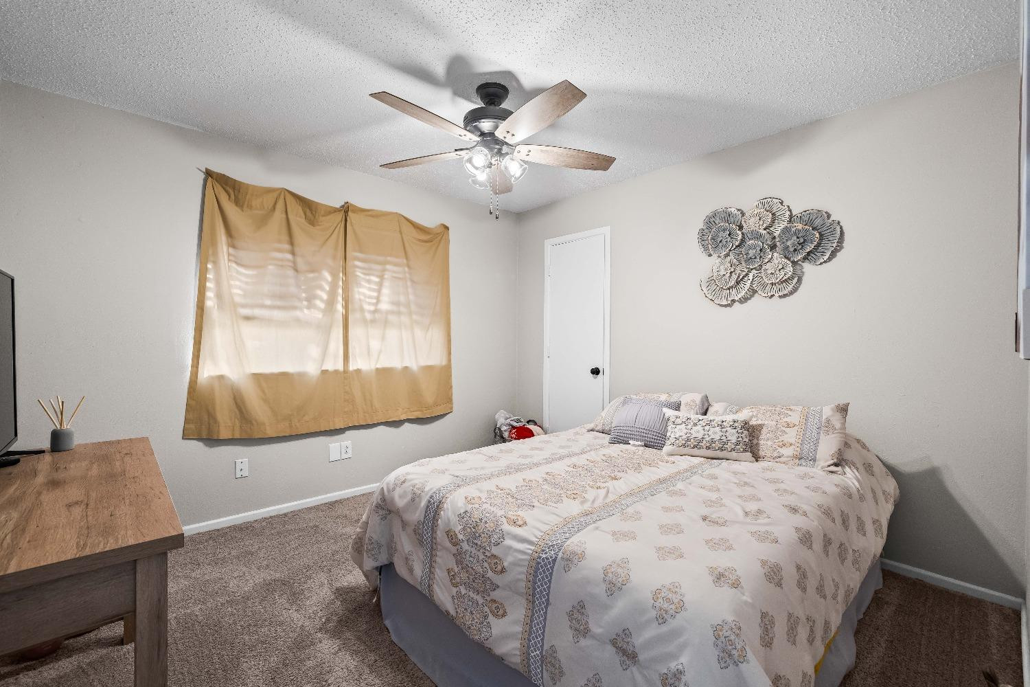 2818 67th Street Property Photo 23