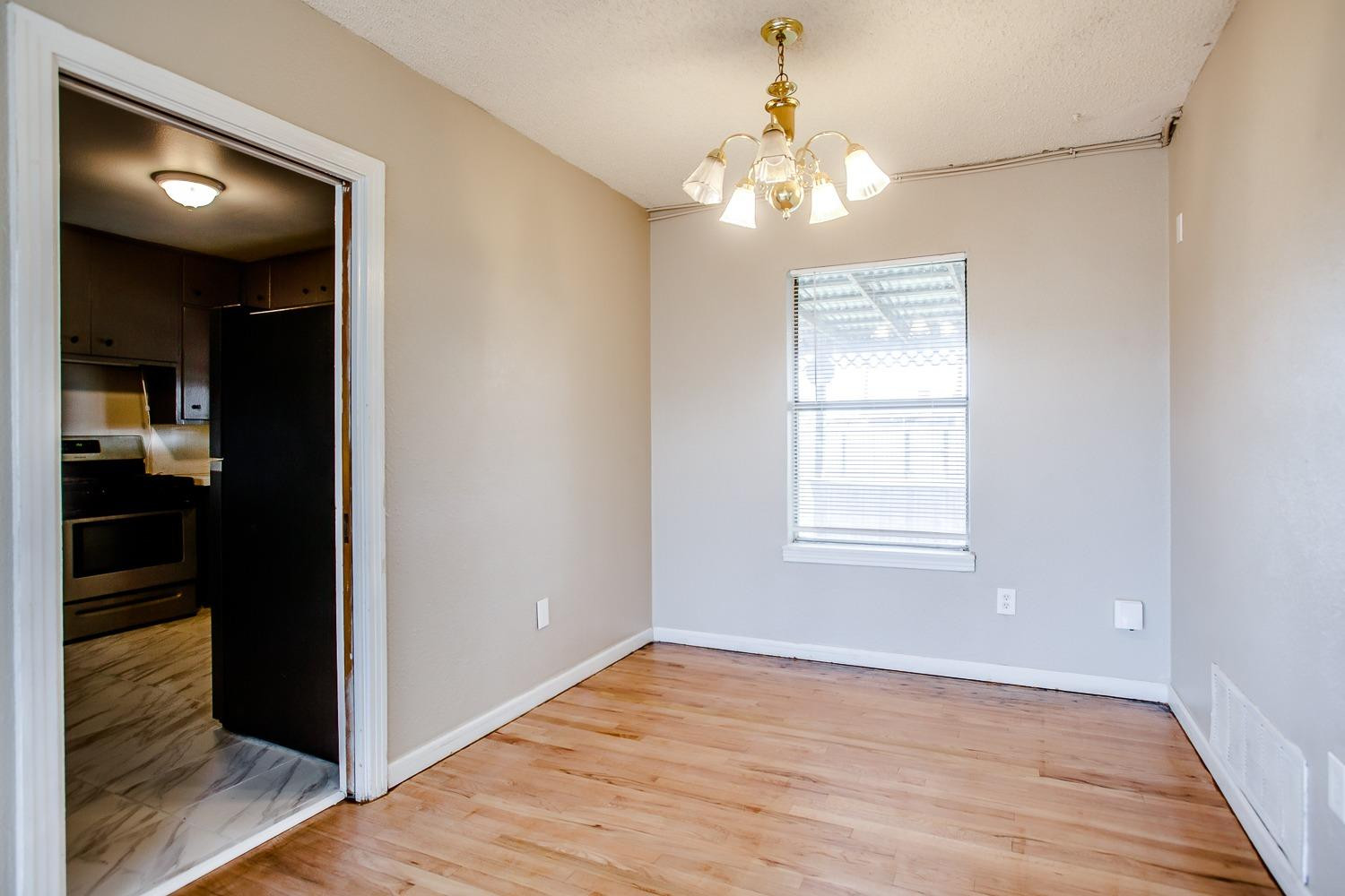 2503 38th Street Property Photo 6