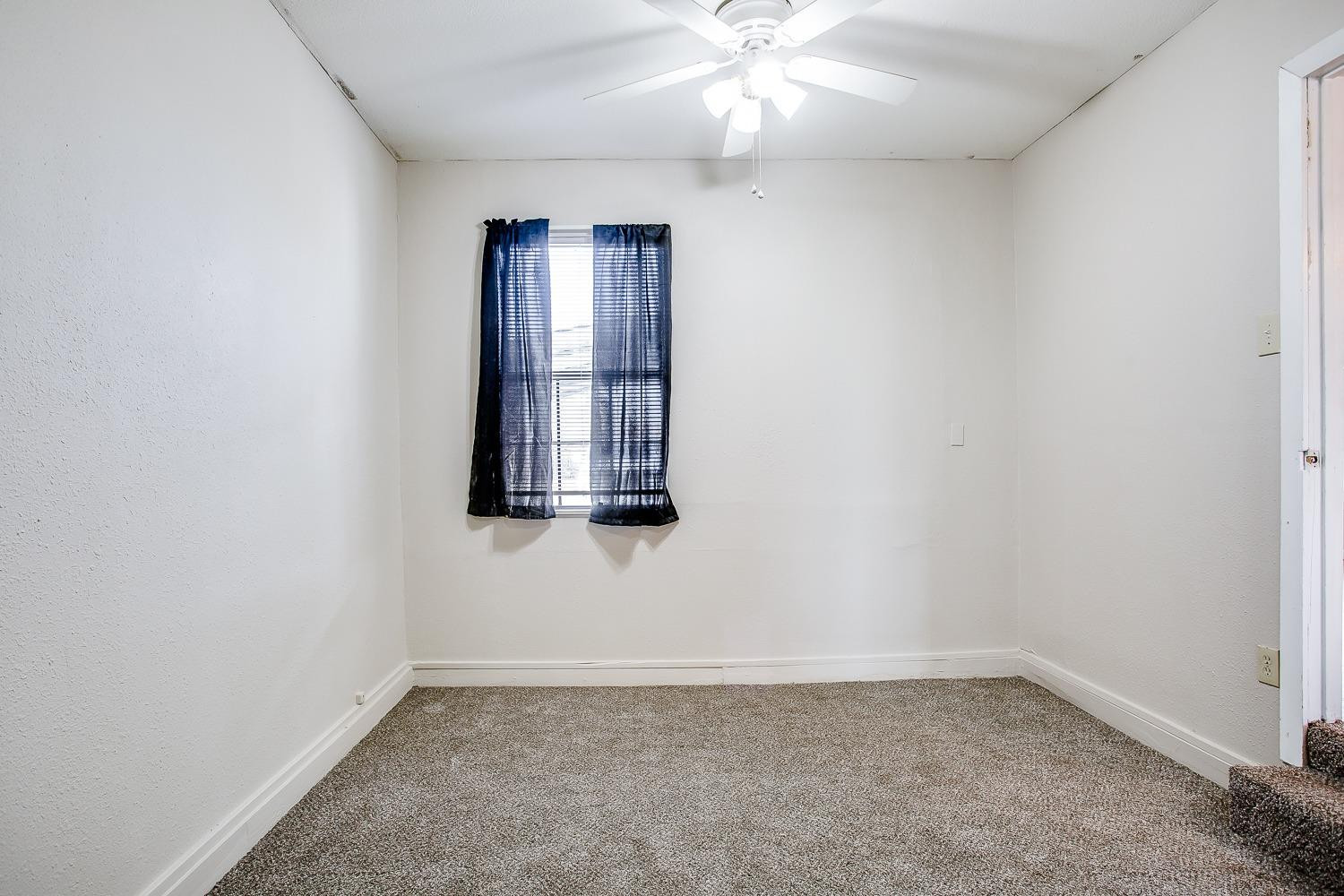 2503 38th Street Property Photo 12