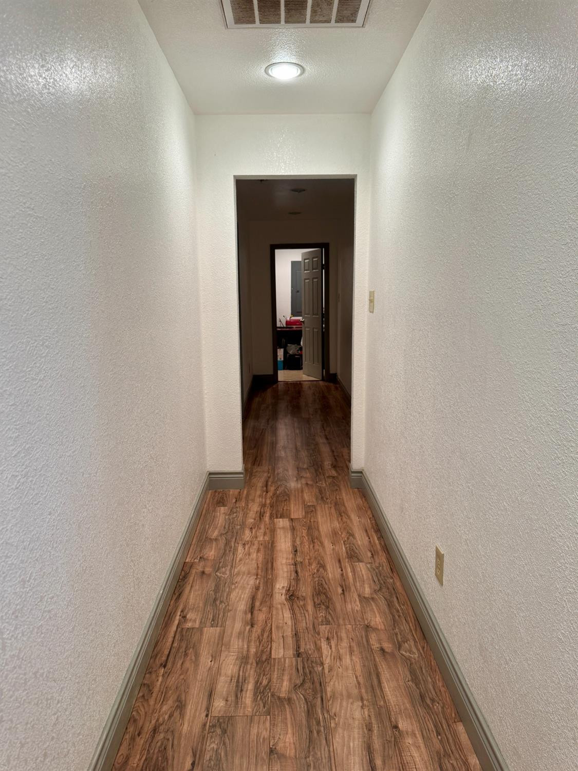 1046 Bowie Street Property Photo 9