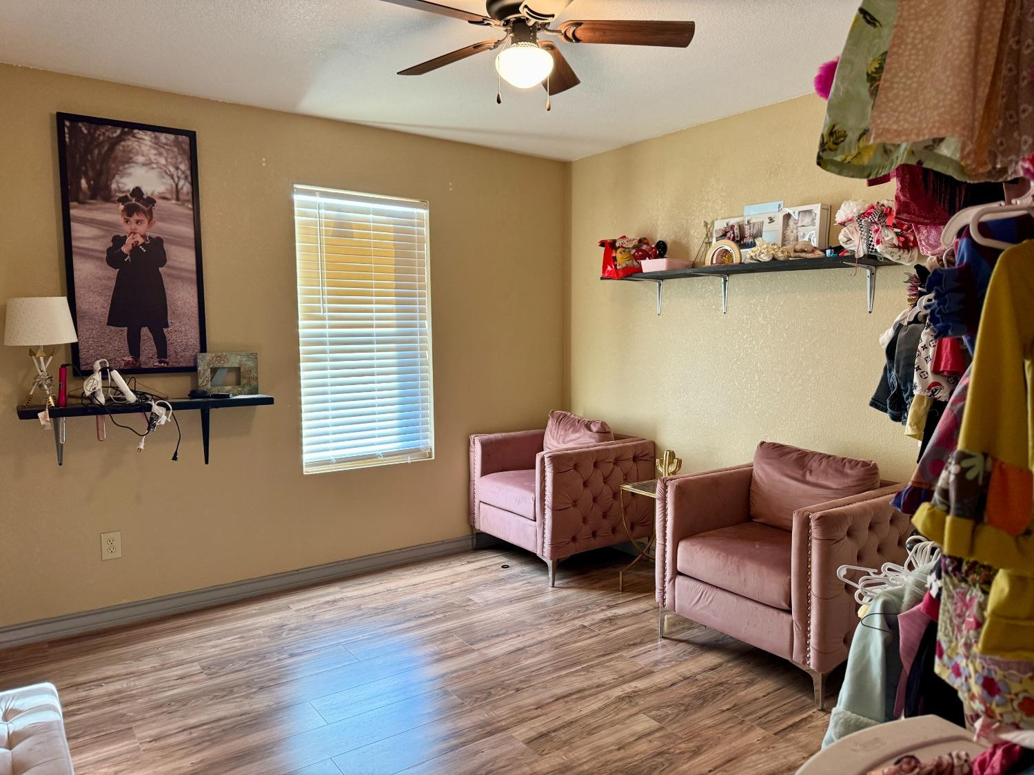 1046 Bowie Street Property Photo 11