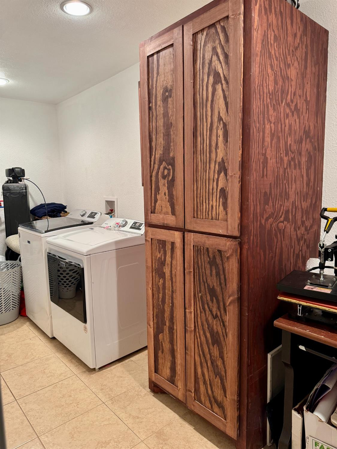 1046 Bowie Street Property Photo 17