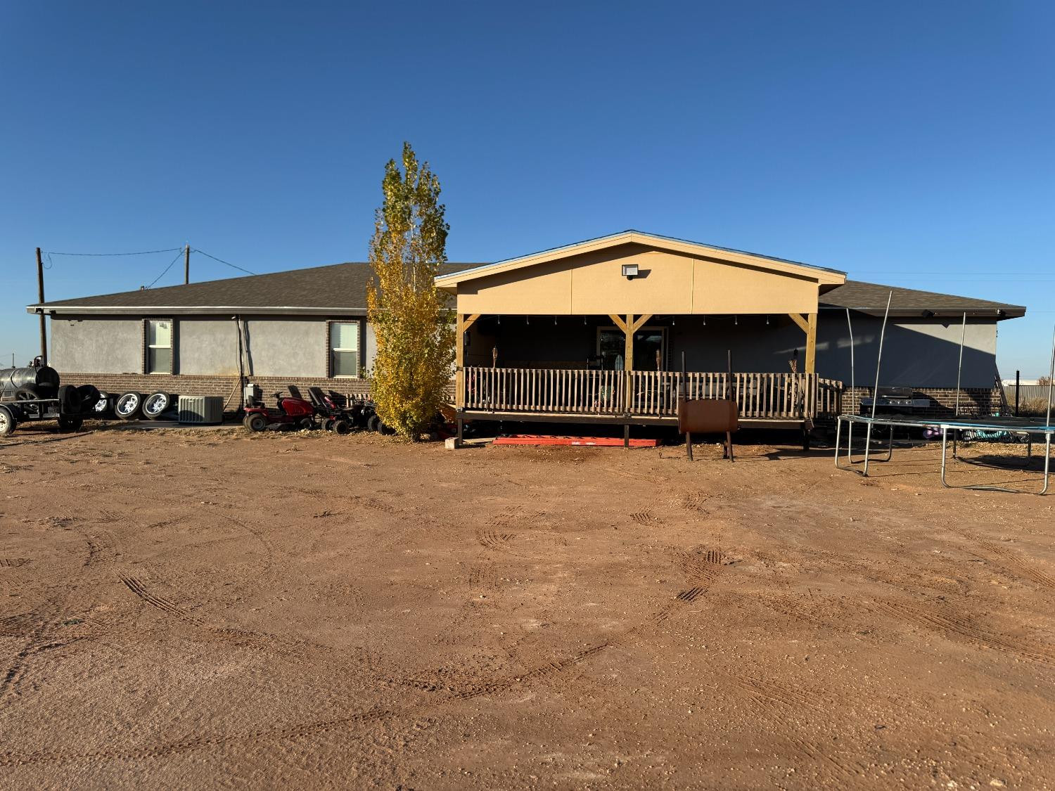 1046 Bowie Street Property Photo 20