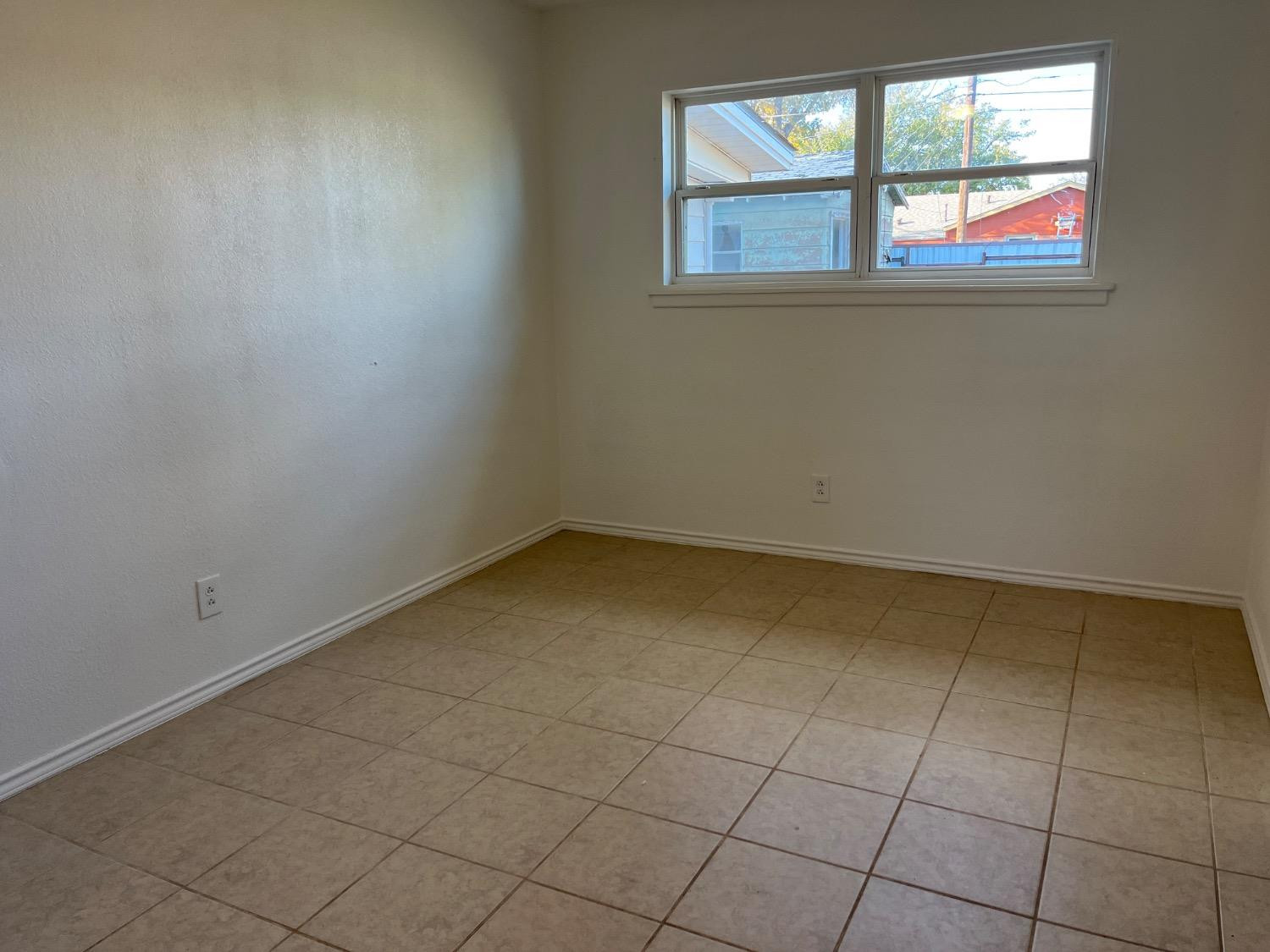 102 Ne 24th Street Property Photo 14