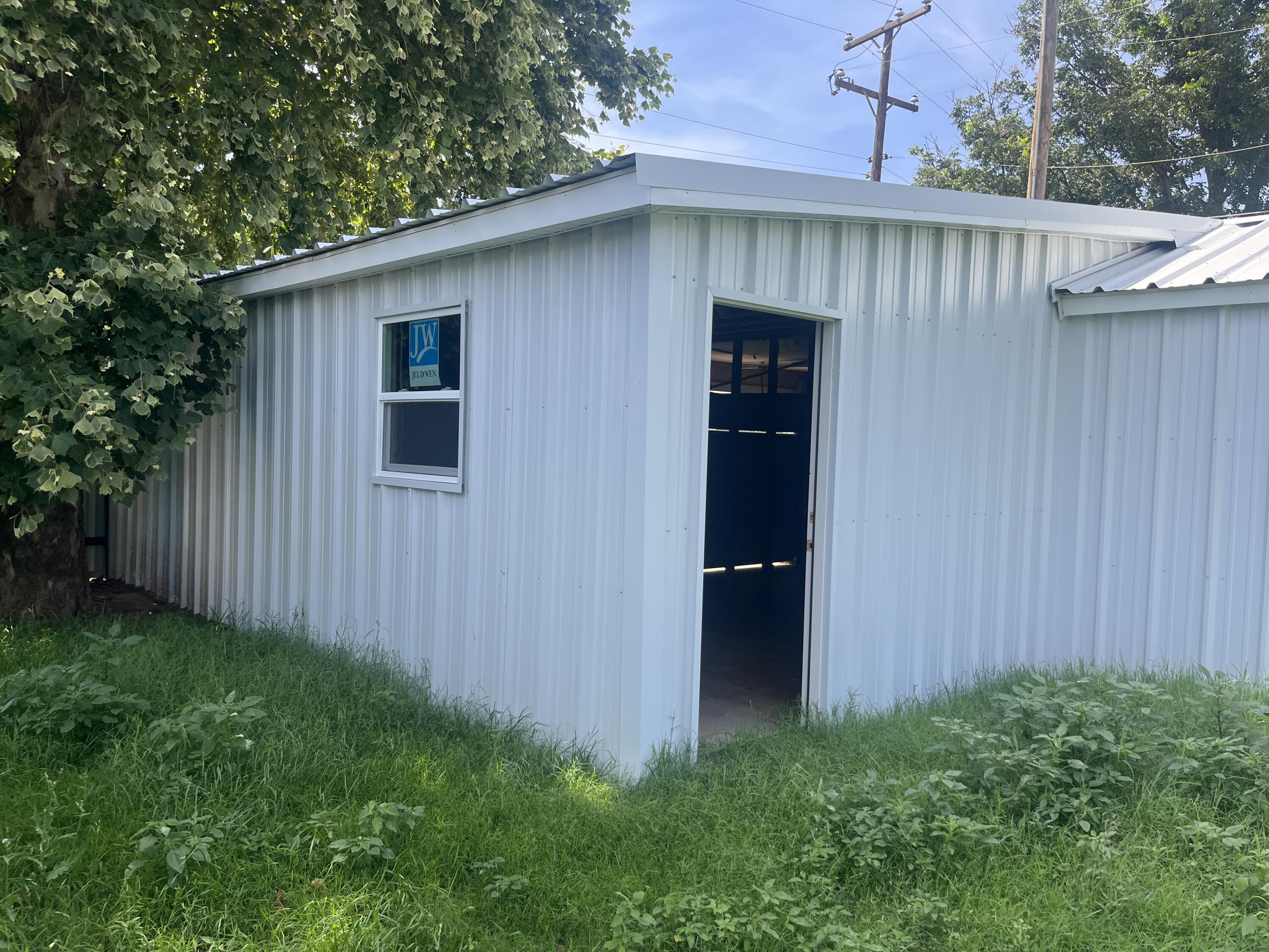 102 Ne 24th Street Property Photo 30