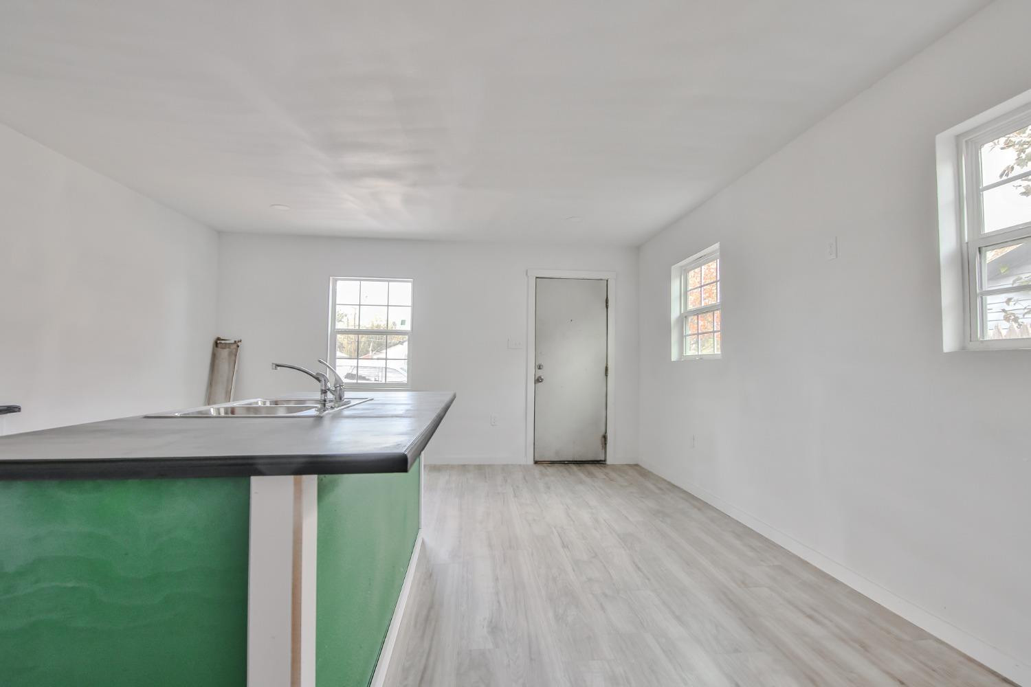 3013 39th Street Property Photo 5