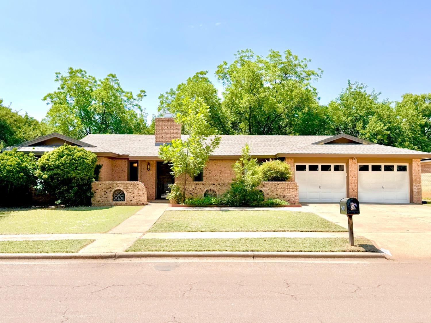 5409 80th Street Property Photo 1