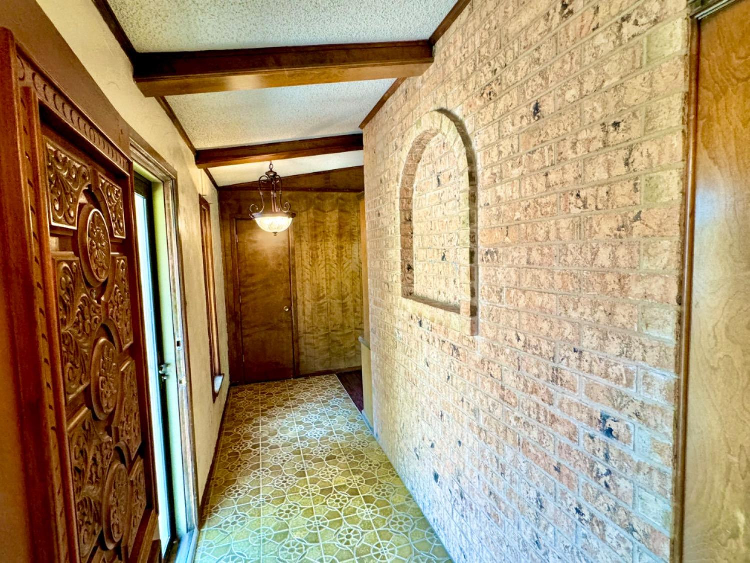 5409 80th Street Property Photo 3