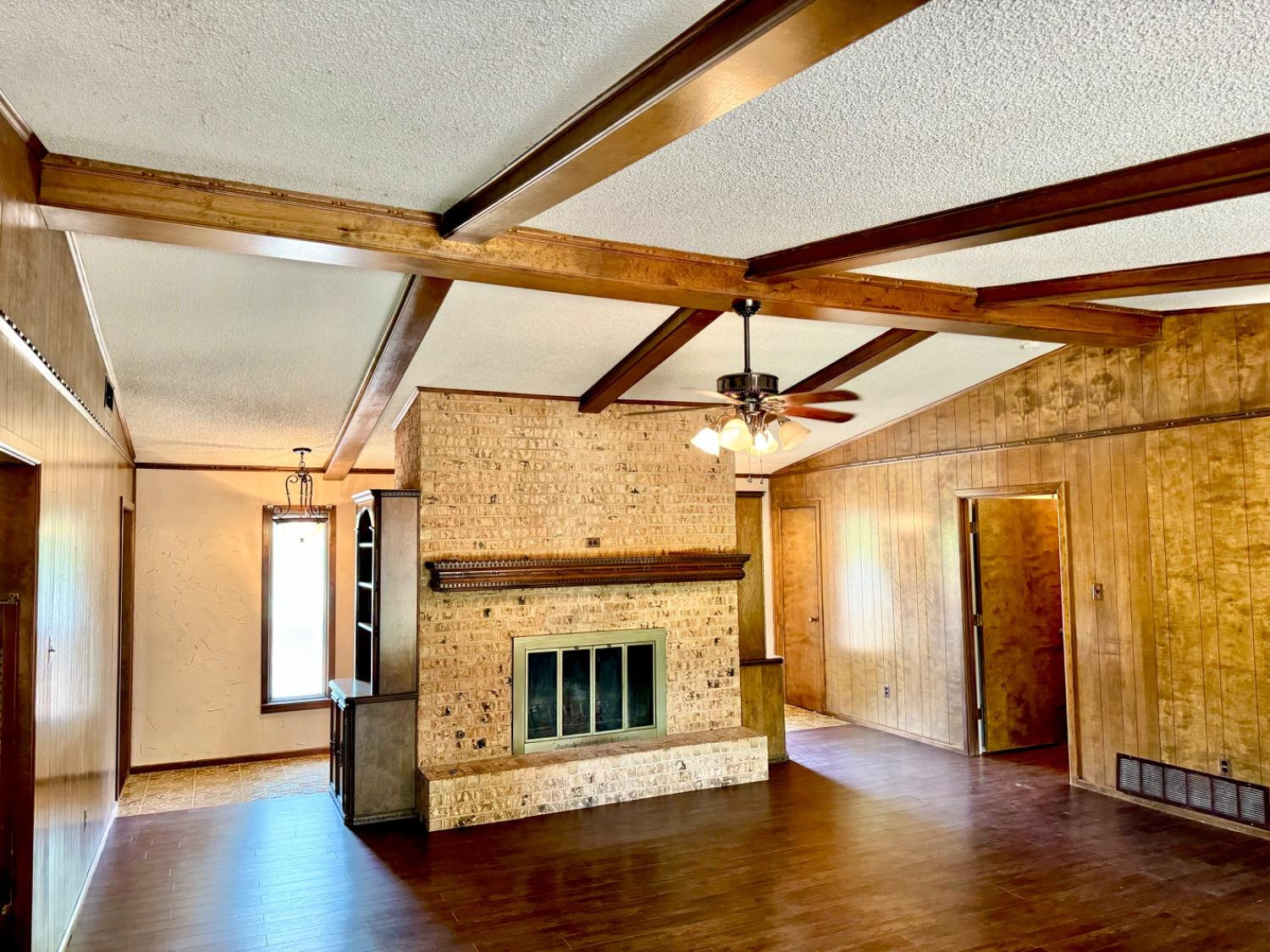 5409 80th Street Property Photo 5