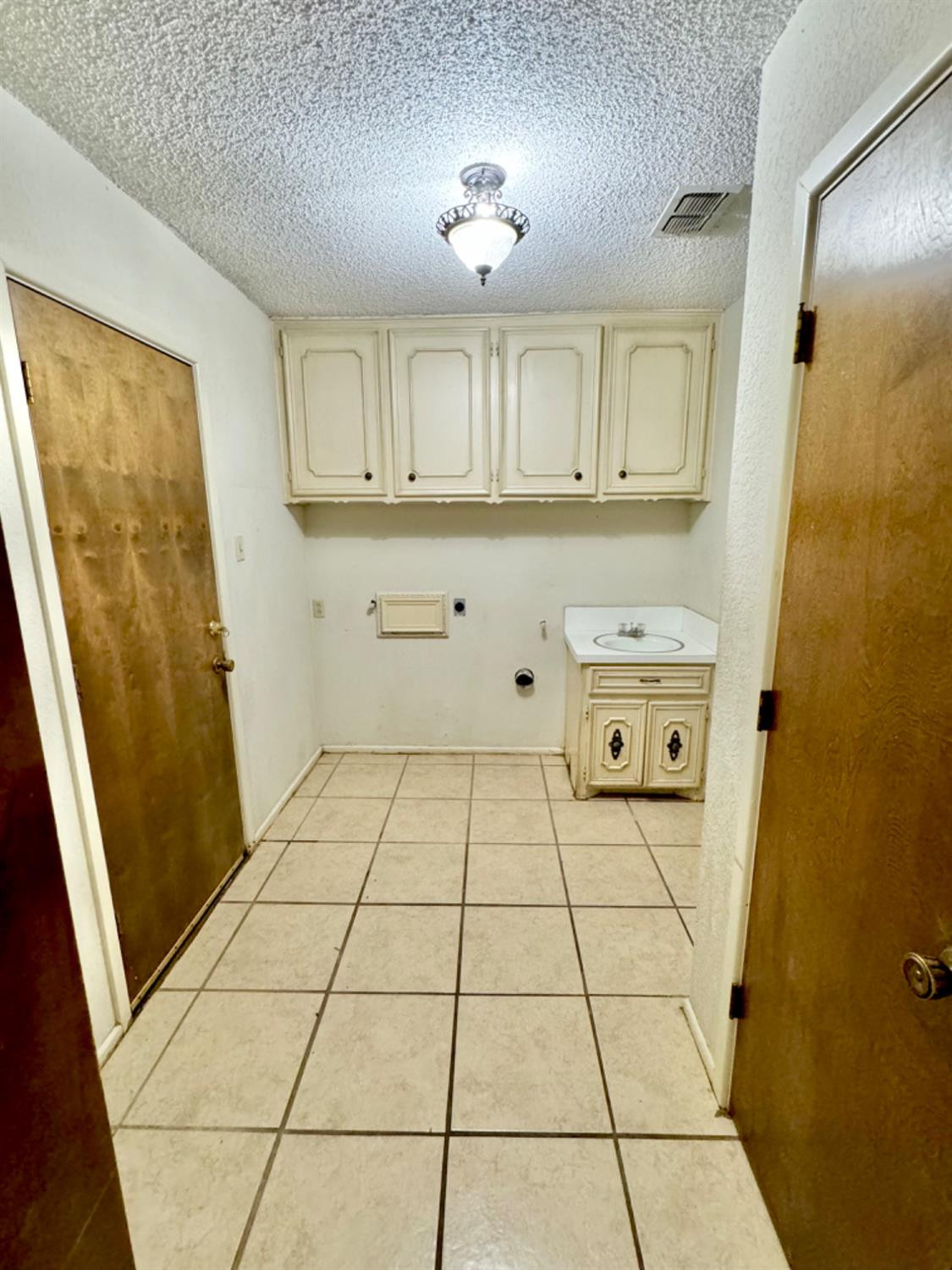5409 80th Street Property Photo 14