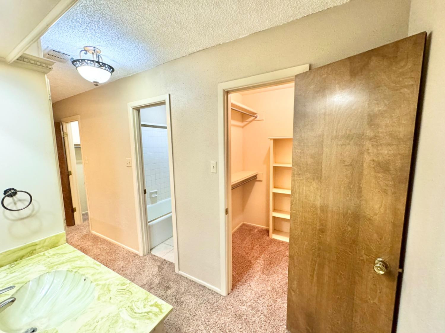5409 80th Street Property Photo 19