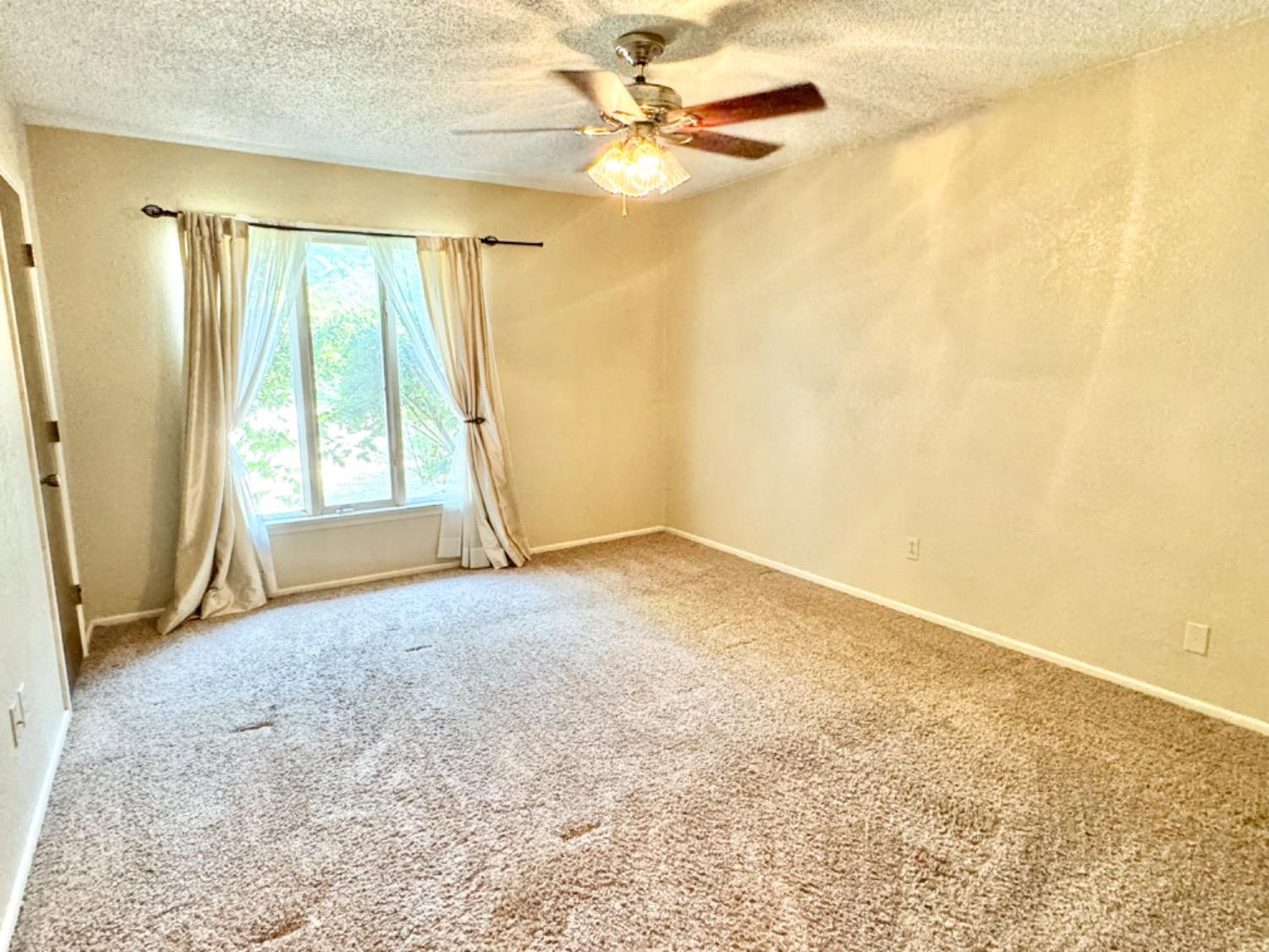 5409 80th Street Property Photo 25