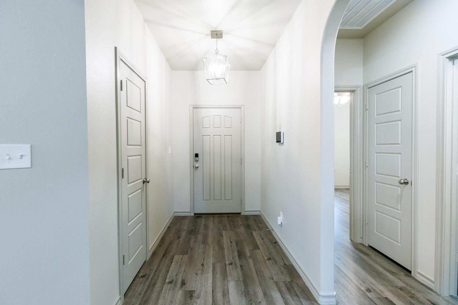 2326 104th Street Property Photo 5